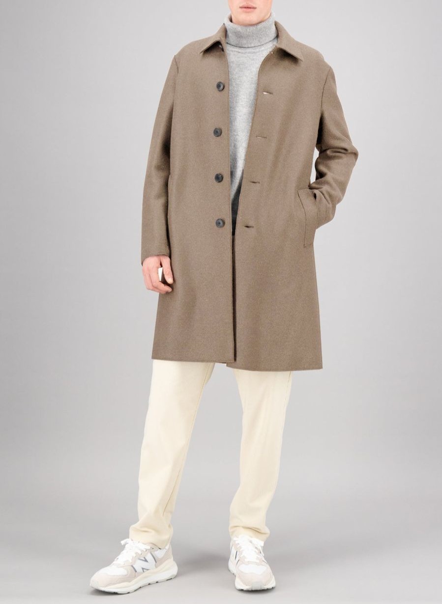 Harris Wharf London Mac Coat Pressed Wool Taupe | Men